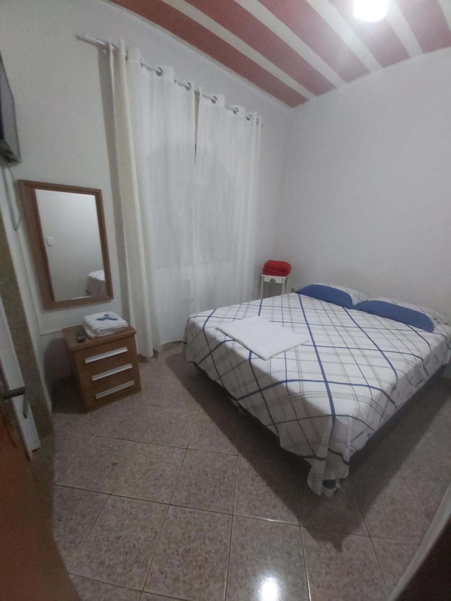 קאשויירו דו איטאפמירים Pousada E Hospedaria Regina חדר תמונה